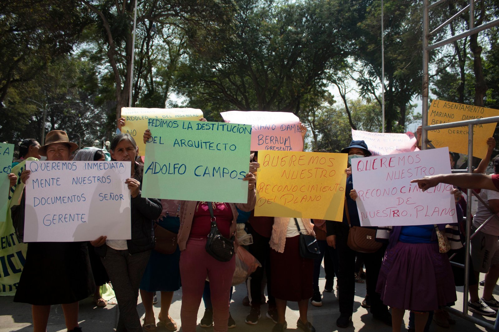 Asentamientos humanos protestan exigiendo que municipalidad de Huánuco los atienda