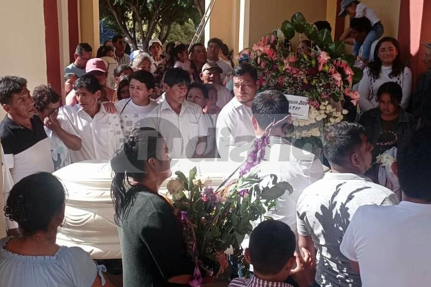 Restos de Lui Yesenia Morales fueron sepultados en el cementerio de Santa María del Valle