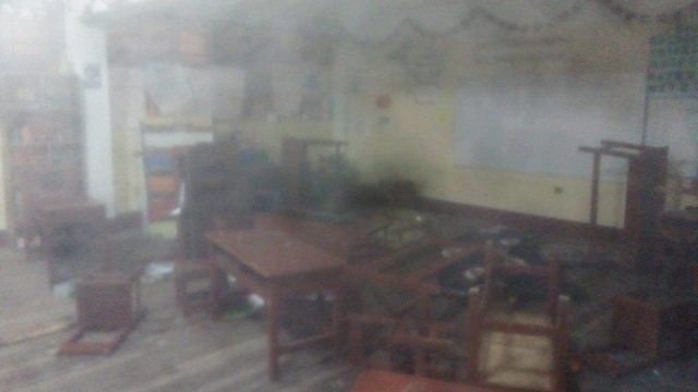 Pobladores queman material electoral en Chupán