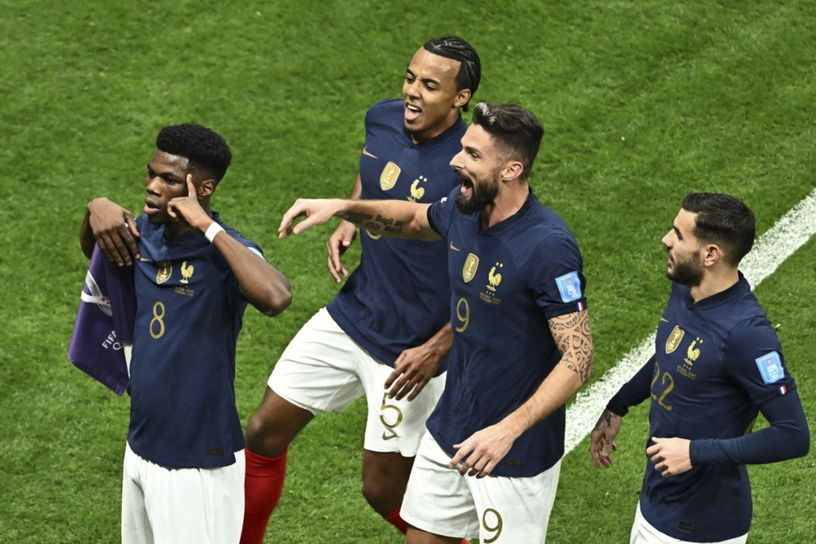 Francia pasa a las semifinales tras derrotar 2-1 a Inglaterra