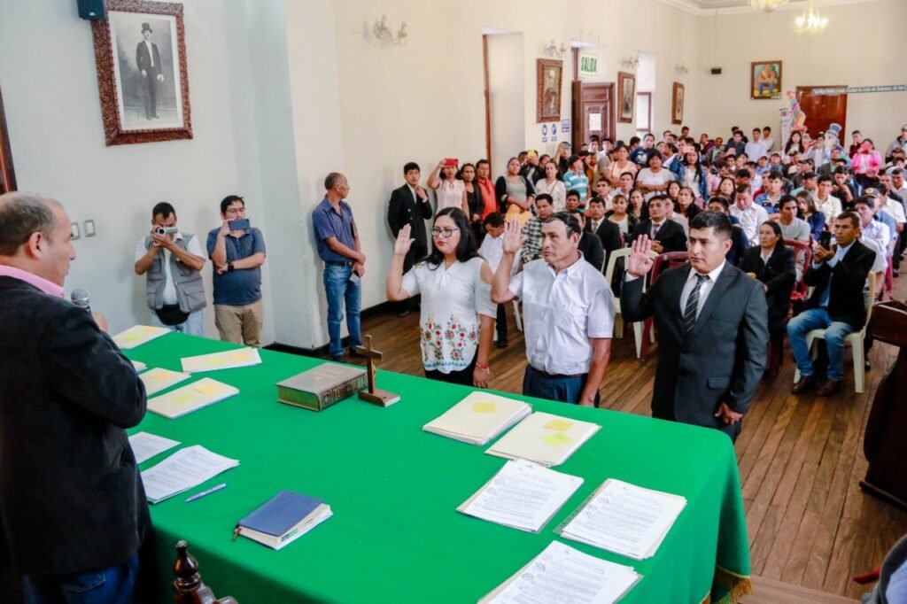 Acreditan A Alcaldes De Centros Poblados De La Provincia De Huánuco ...