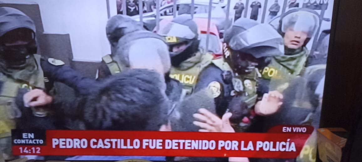 Policía detiene a Pedro Castillo