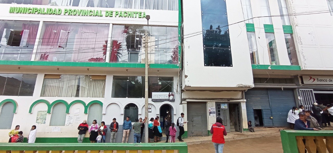 Alcalde, regidores y funcionarios de Pachitea no rindieron cuentas de viáticos y encargos por 216 mil soles