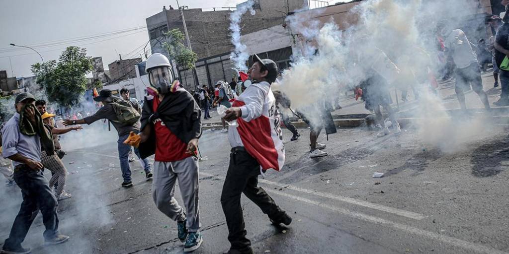 La protesta se concentra en Lima, pero también en regiones, exigiendo la renuncia de Dina Boluarte