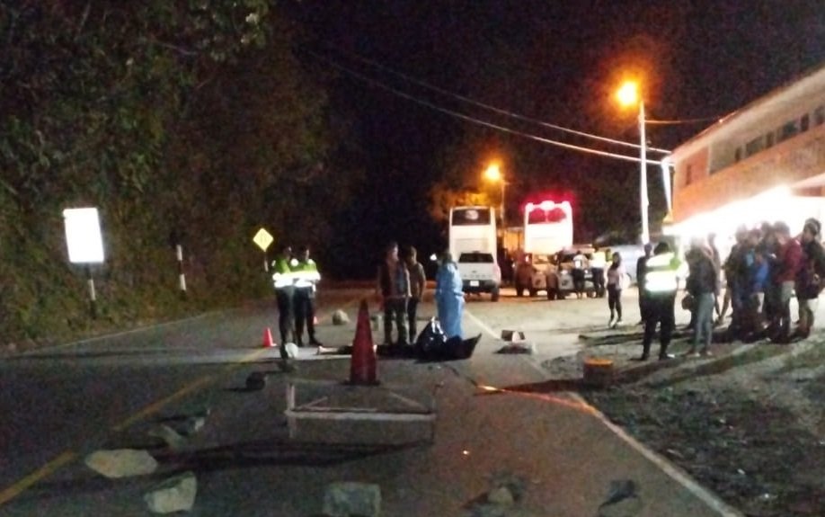 Octogenario muere atropellado por bus