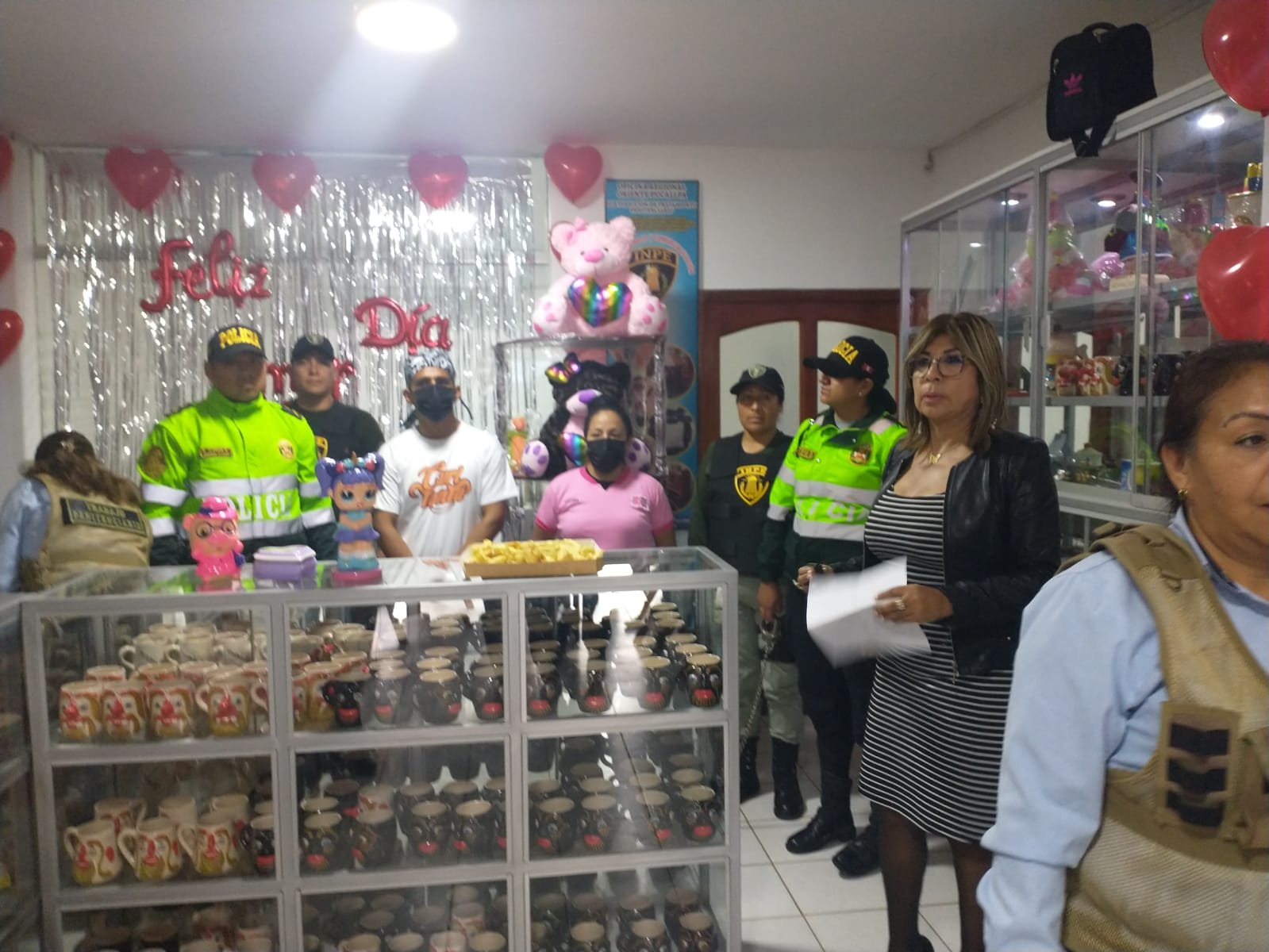Productos de internos del penal de Potracancha son vendidos en bazar del Inpe en Huánuco