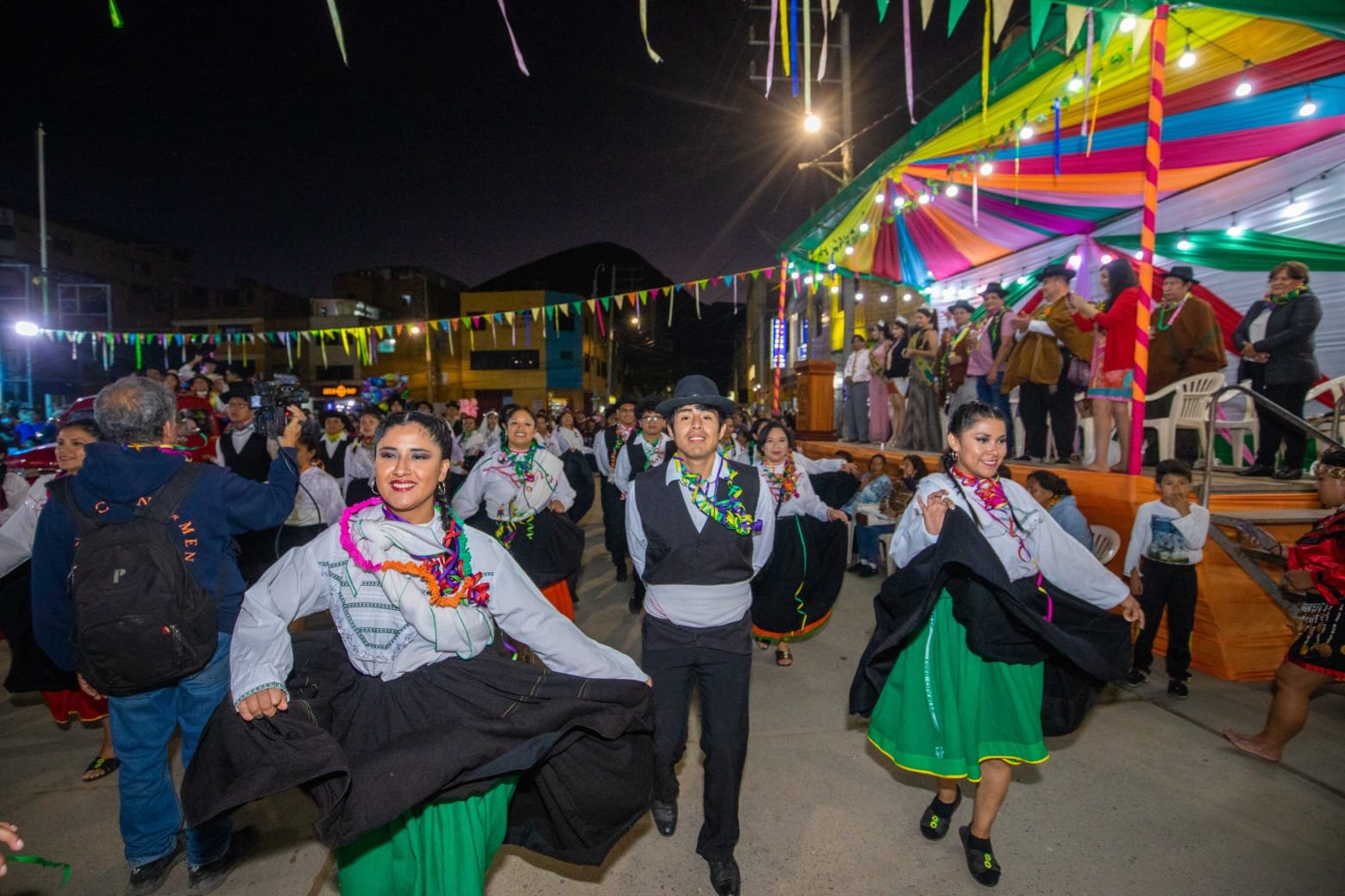 Los carnavales de todo el Perú se vivió en Amarilis