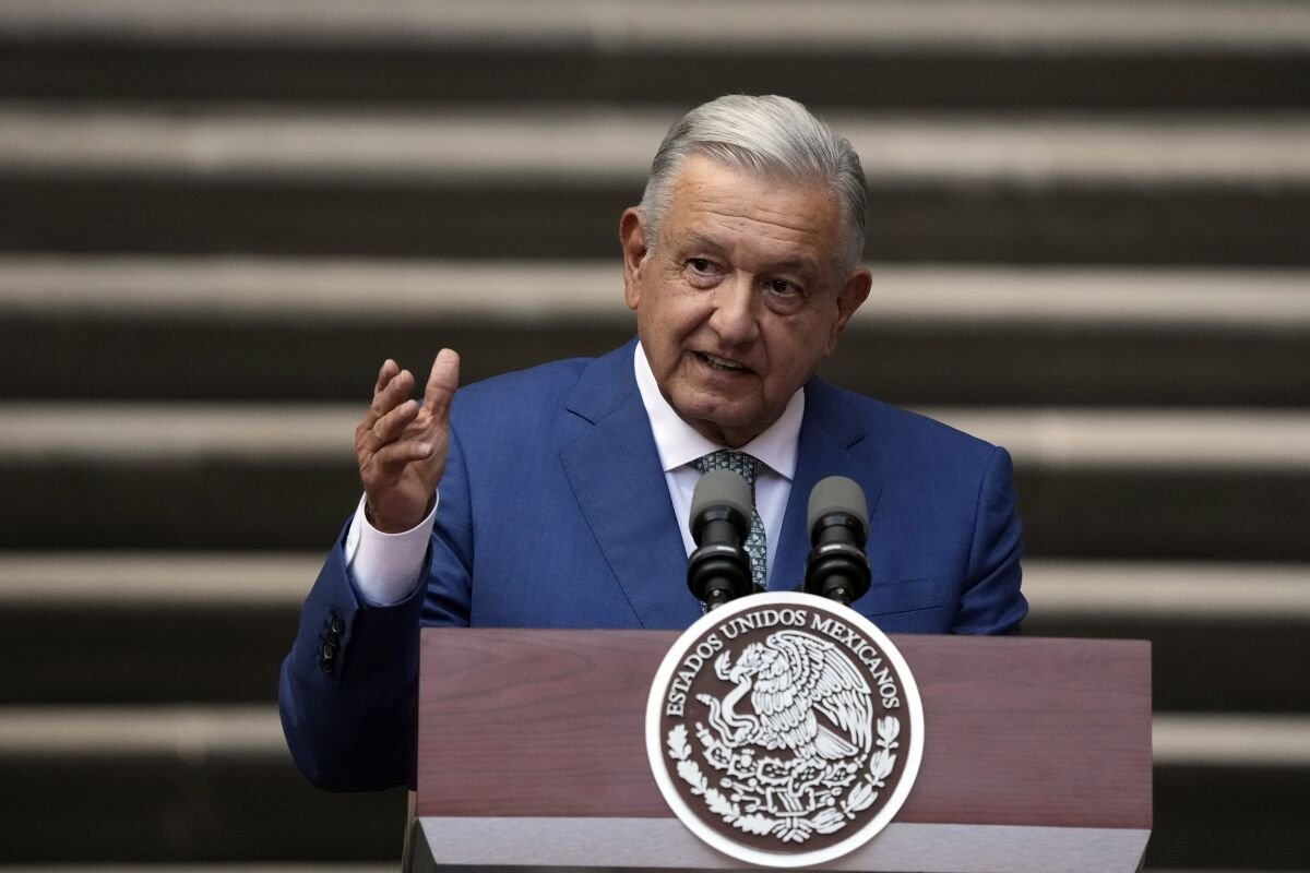 Congreso evaluará declarar persona no grata al presidente de México