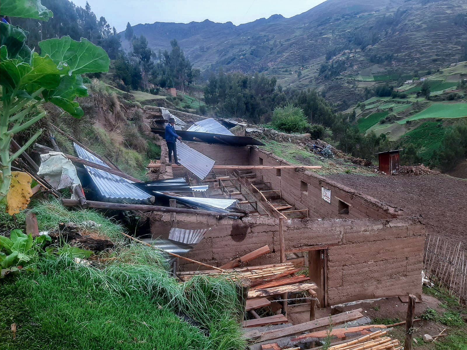 Vientos dañaron cobertura de 32 viviendas en zonas de Yarowilca