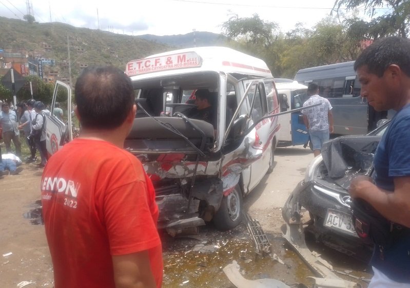 Sale libre mujer que conducía auto bajo los efectos del alcohol y causó choque en Cayhuayna