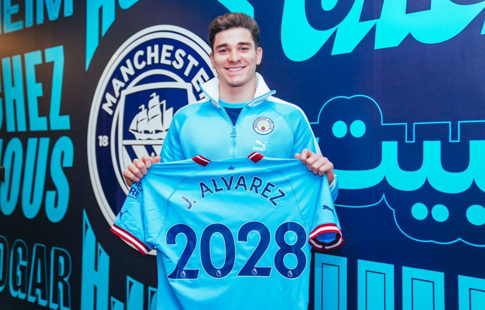 Julián Álvarez renueva con el Manchester City hasta 2028