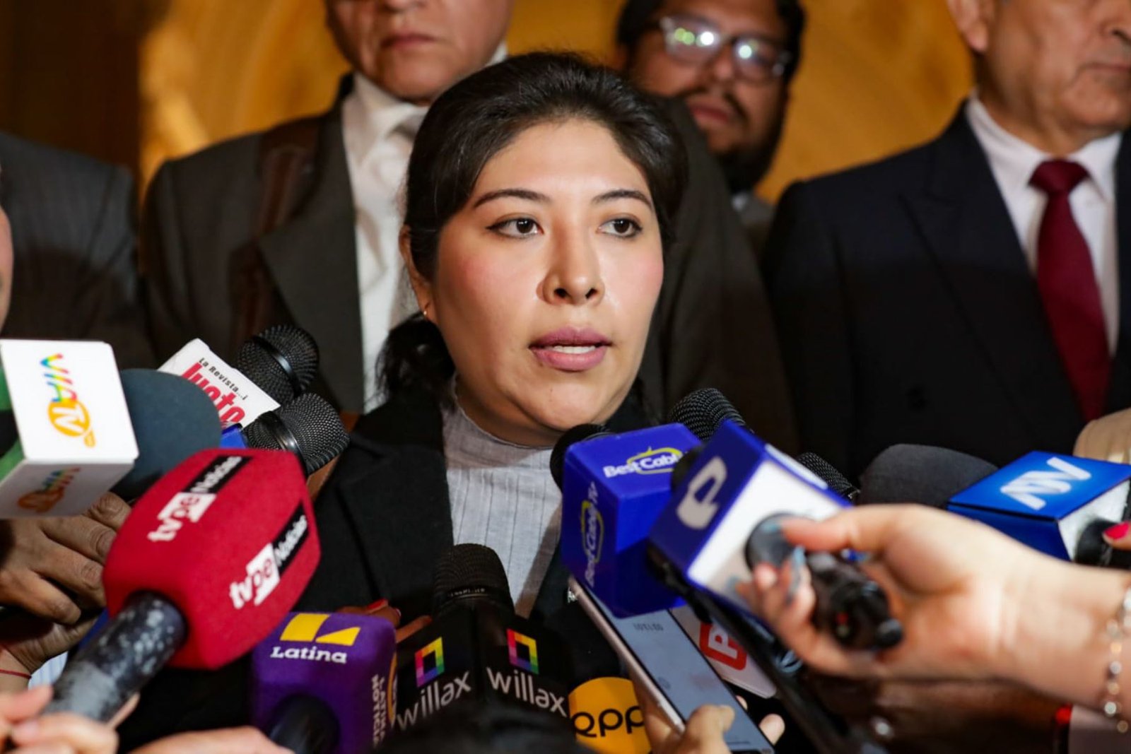 Dejan al voto pedido de prisión preventiva para Betssy Chávez y dos exministros