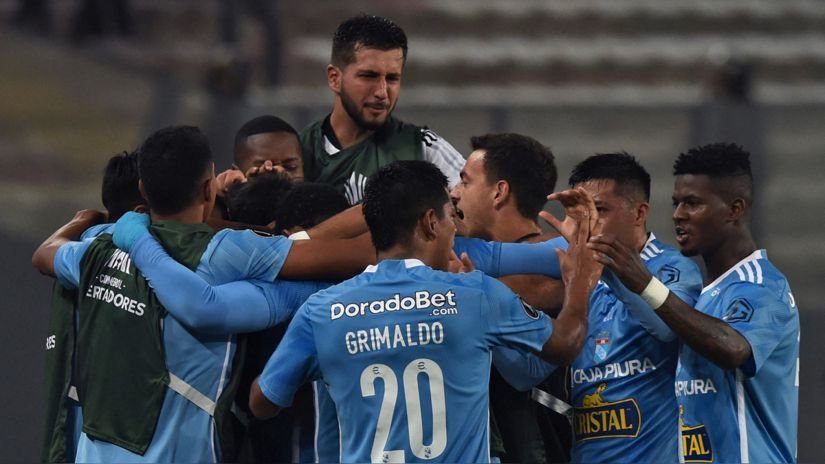 Cristal ganó por la Libertadores