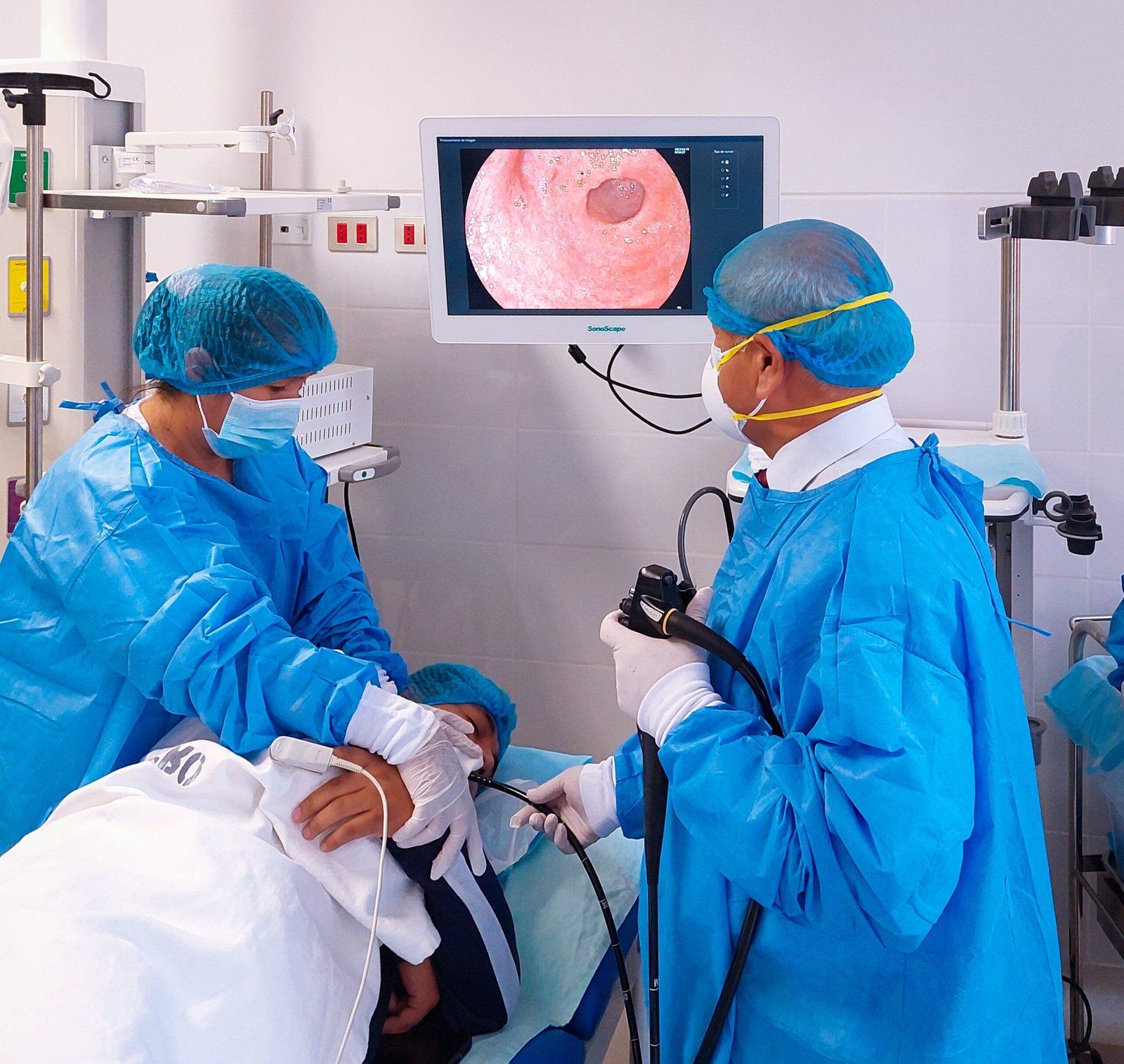 Implementan unidad de gastroenterología del Hospital Regional Hermilio Valdizán