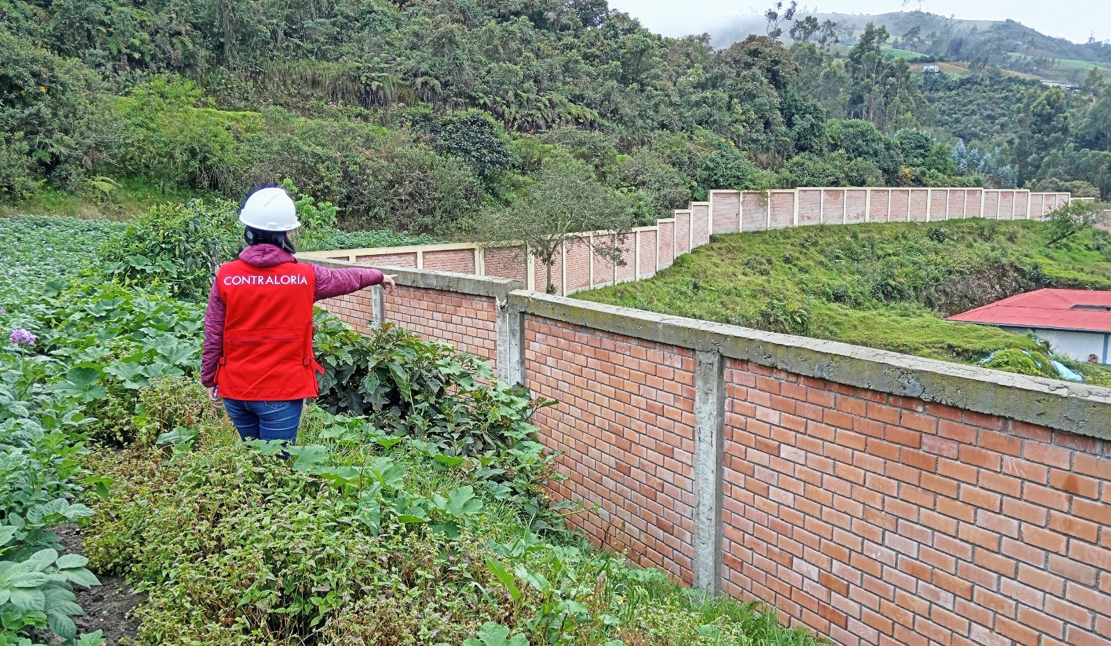 Municipalidad de Pachitea pagó a constructora por obra inconclusa en centro de salud