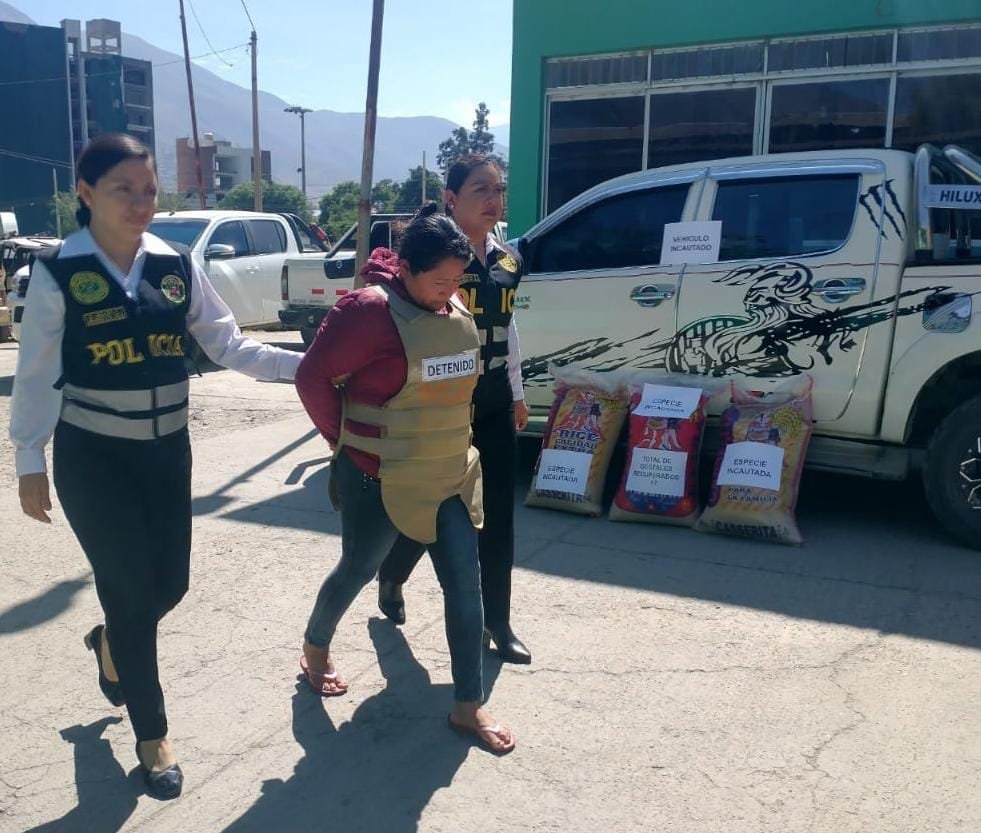 Policía recupera 77 sacos de arroz y detienen a dueña de inmueble donde estaba el cargamento robado