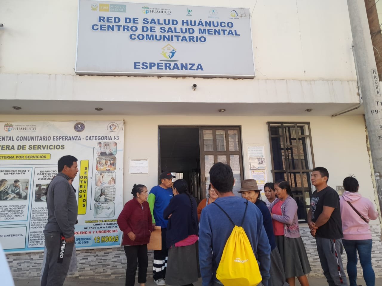 Vecinos del AA.HH. Arbulú Pineda exigen entrega de local donde funciona centro de salud mental