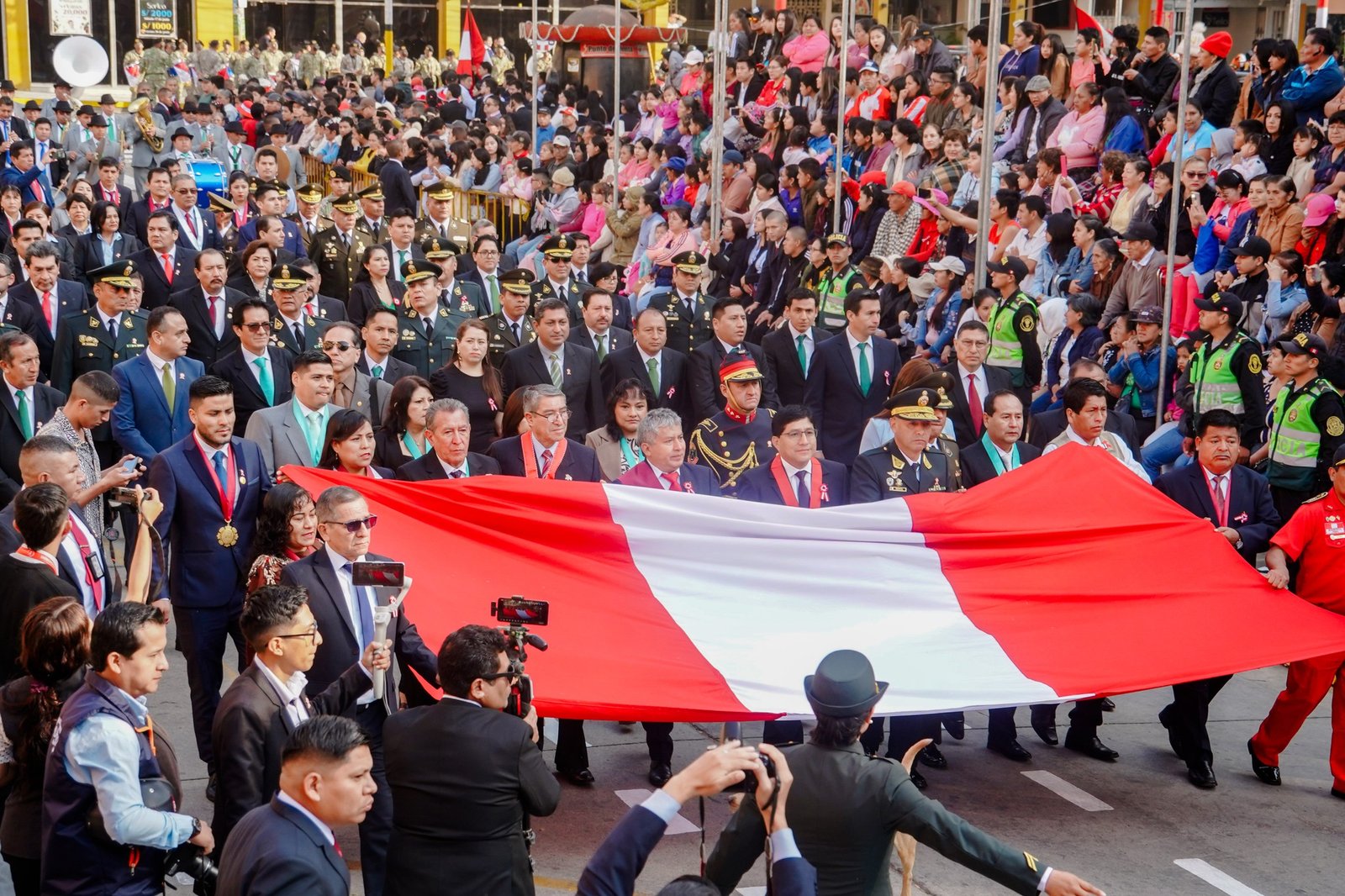 Huánuco rinde homenaje al Perú en sus 202 años de independencia (FOTOS)