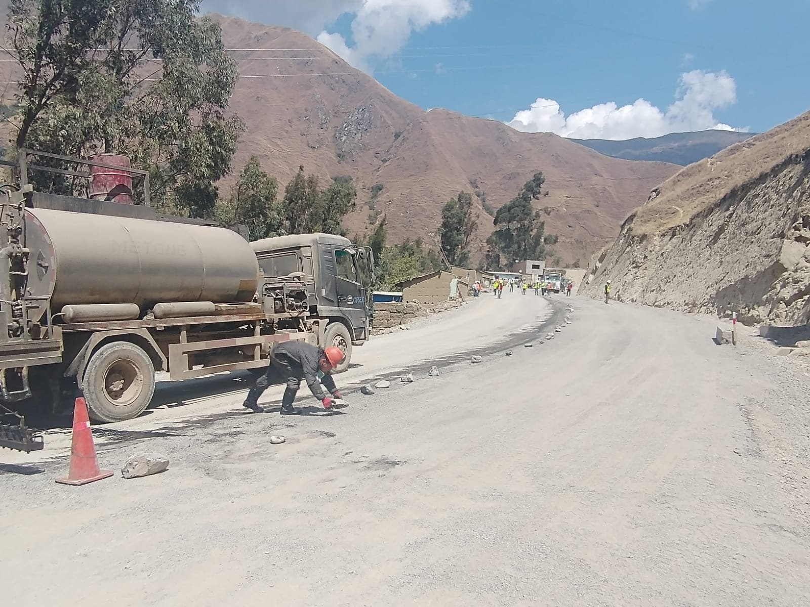 Carretera Huánuco – La Unión – Huallanca en 38.56% de avance
