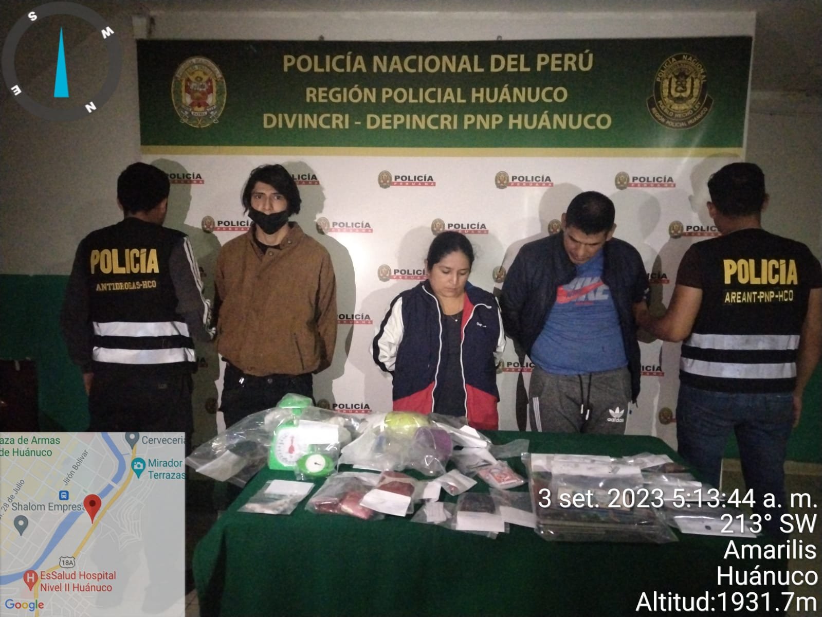 Investigan a cuatro presuntos integrantes de una banda dedicada a la venta de drogas