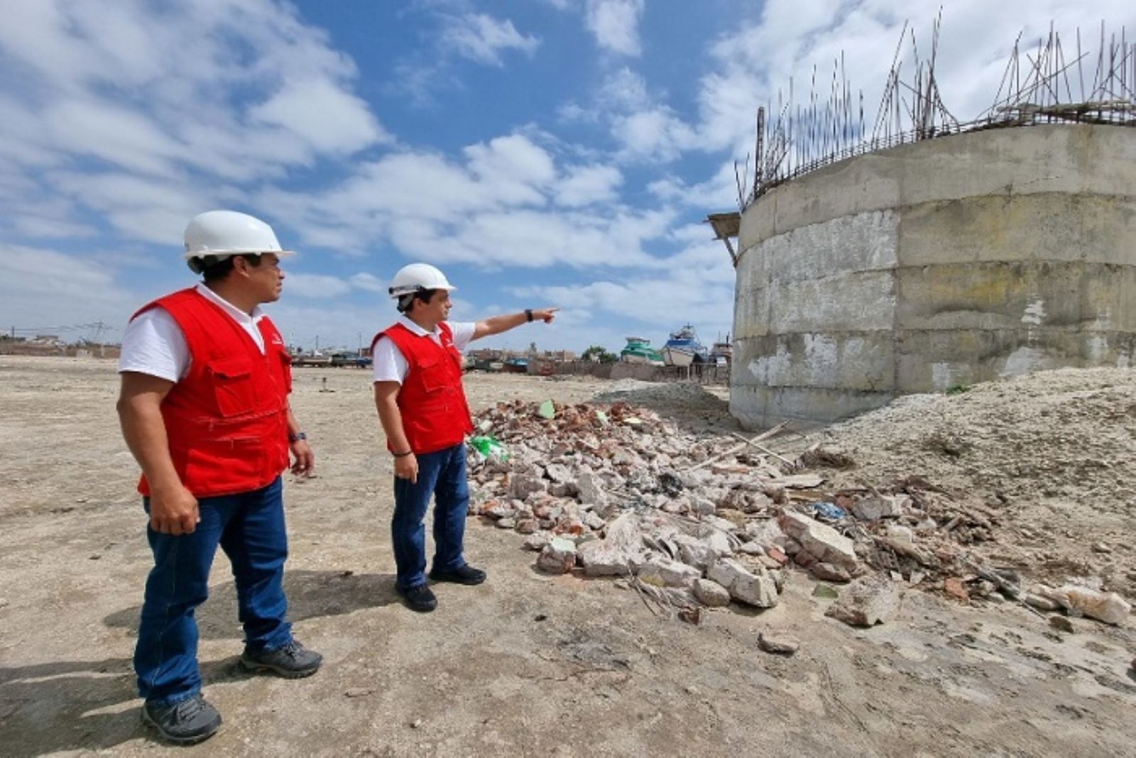 Solicitan a Contraloría que informe sobre regiones con más obras paralizadas