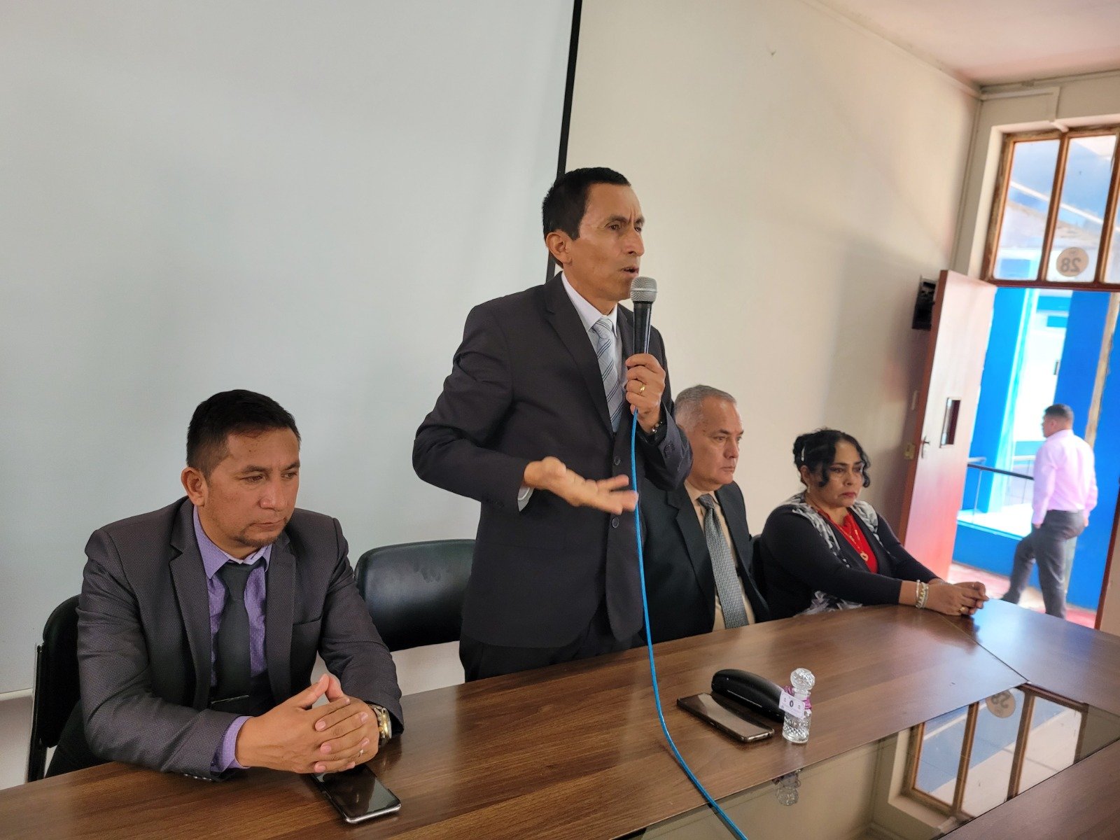 Nuevo titular de la DRE Huánuco se declara inocente ante imputaciones en su contra