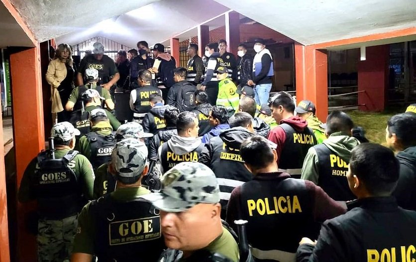 Encuentran droga, dinero y armas punzo cortantes en el penal de Potracancha