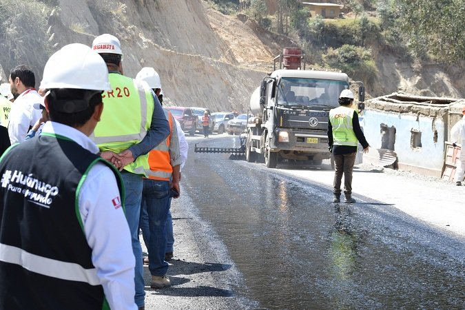 Advierten avance lento en construcción de la carretera Huánuco – La Unión – Huallanca
