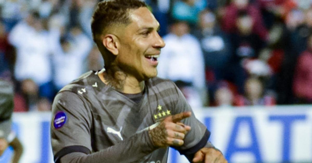 Cuota de goleador, Paolo Guerrero anotó doblete para el LDU de Quito