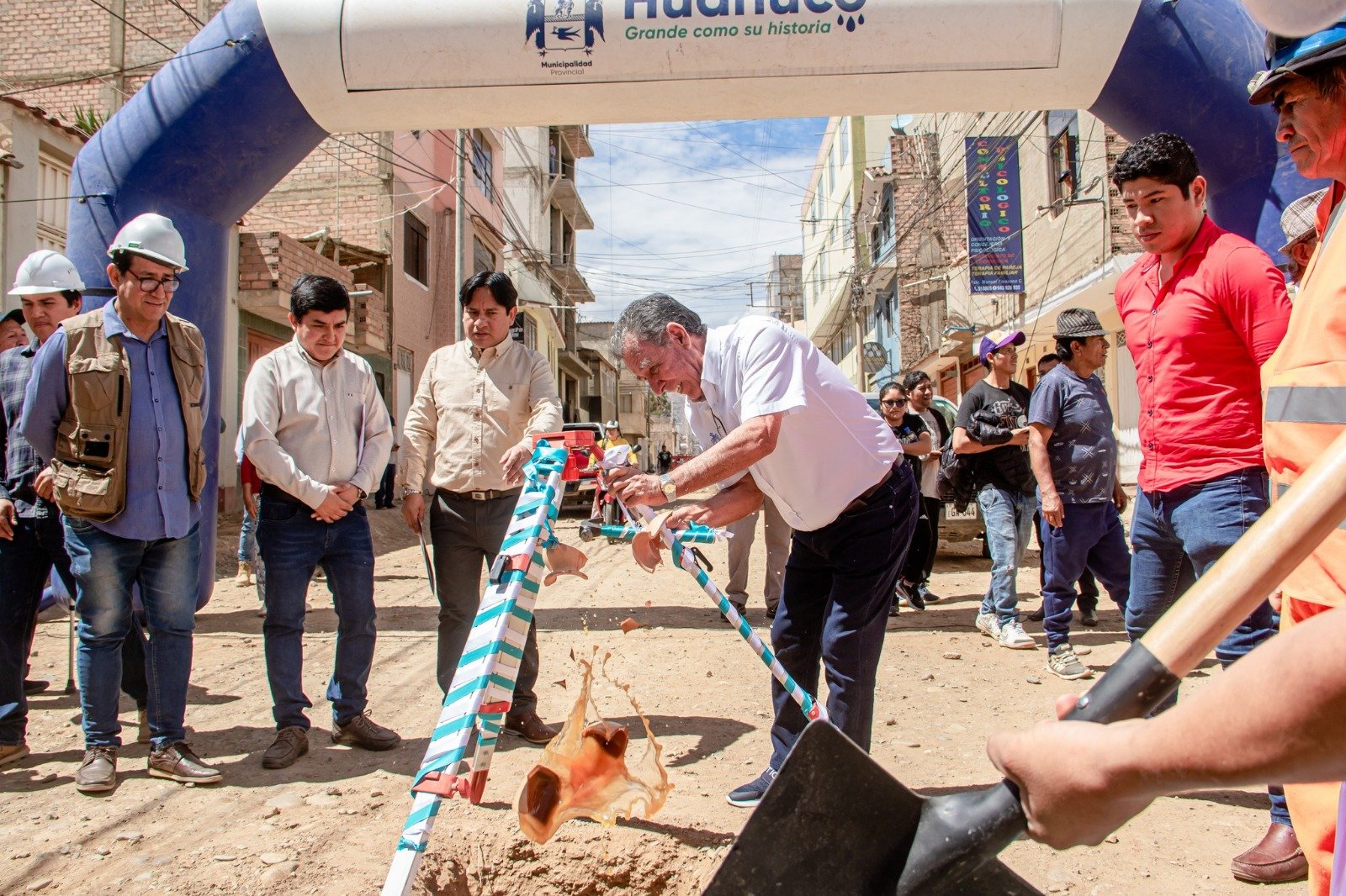 Construcción de pistas y veredas en el jr. Dos de Mayo de la ciudad de Huánuco durará 105 días
