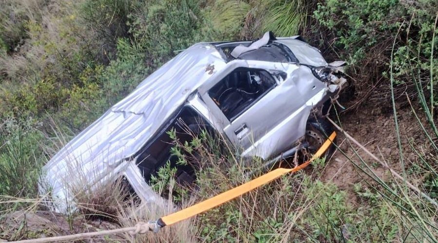 Caída de auto a un abismo dejó un muerto y un herido en San Rafael