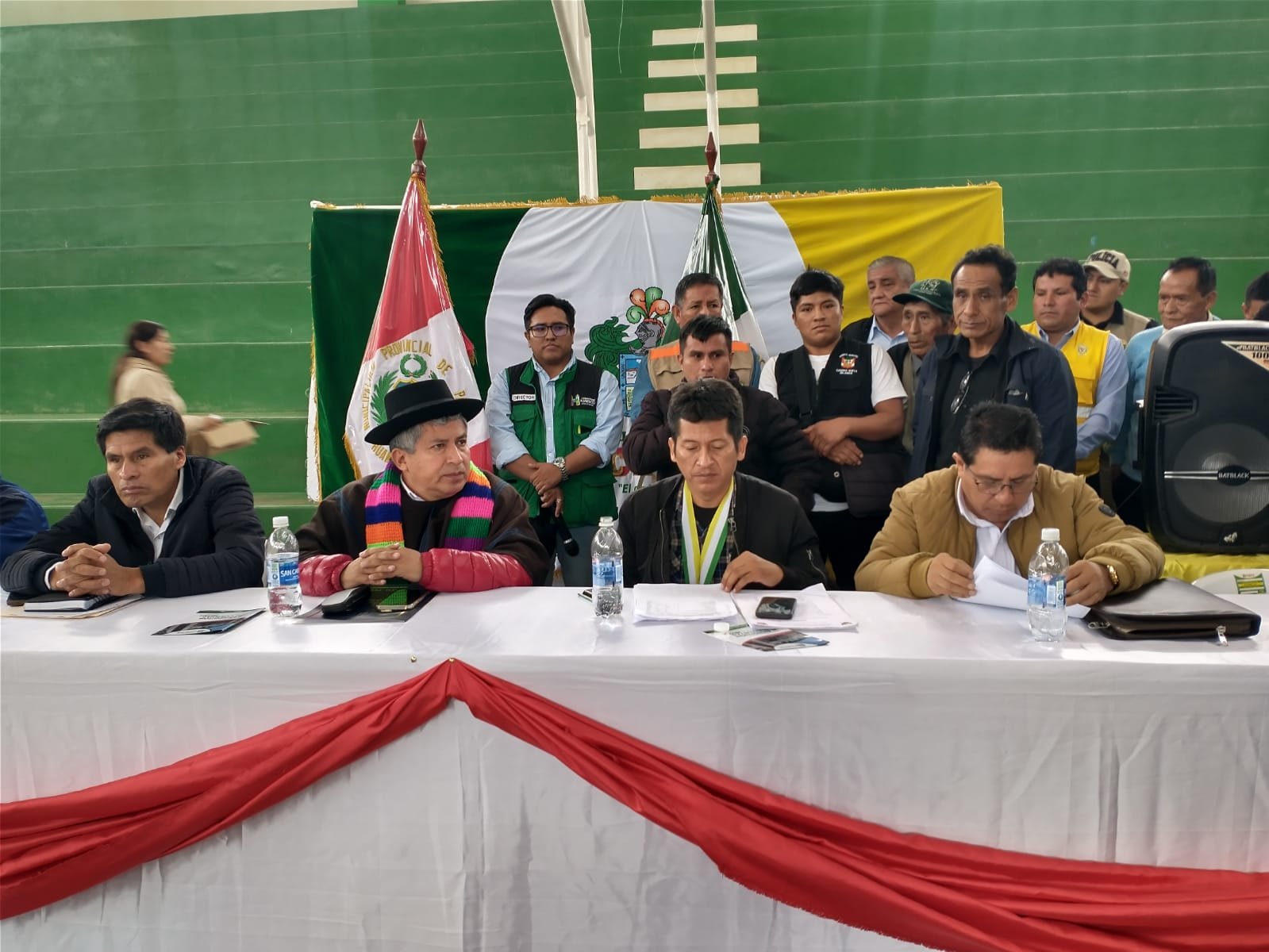 Antonio Pulgar se compromete a reiniciar obras paralizadas en la provincia de Pachitea
