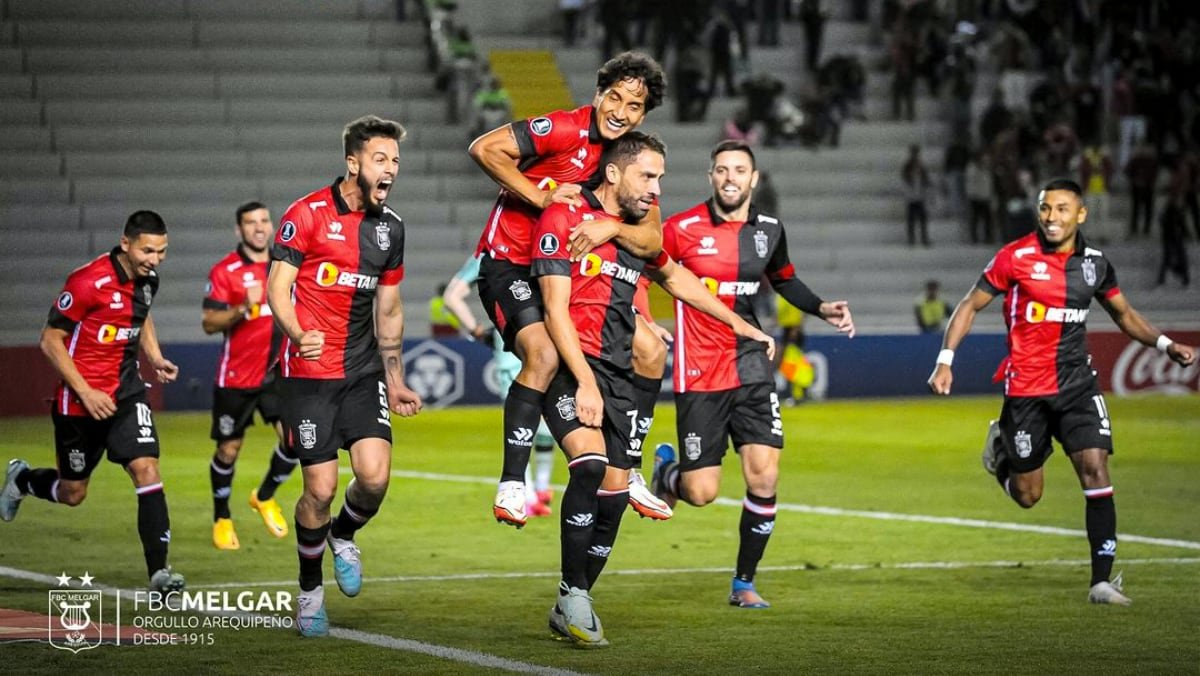 Melgar de Arequipa enfrenta hoy a Aurora por la Copa Libertadores