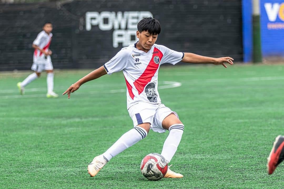 Seis futbolistas huanuqueños menores jugarán la Copa Oro de la FPF en Lima.