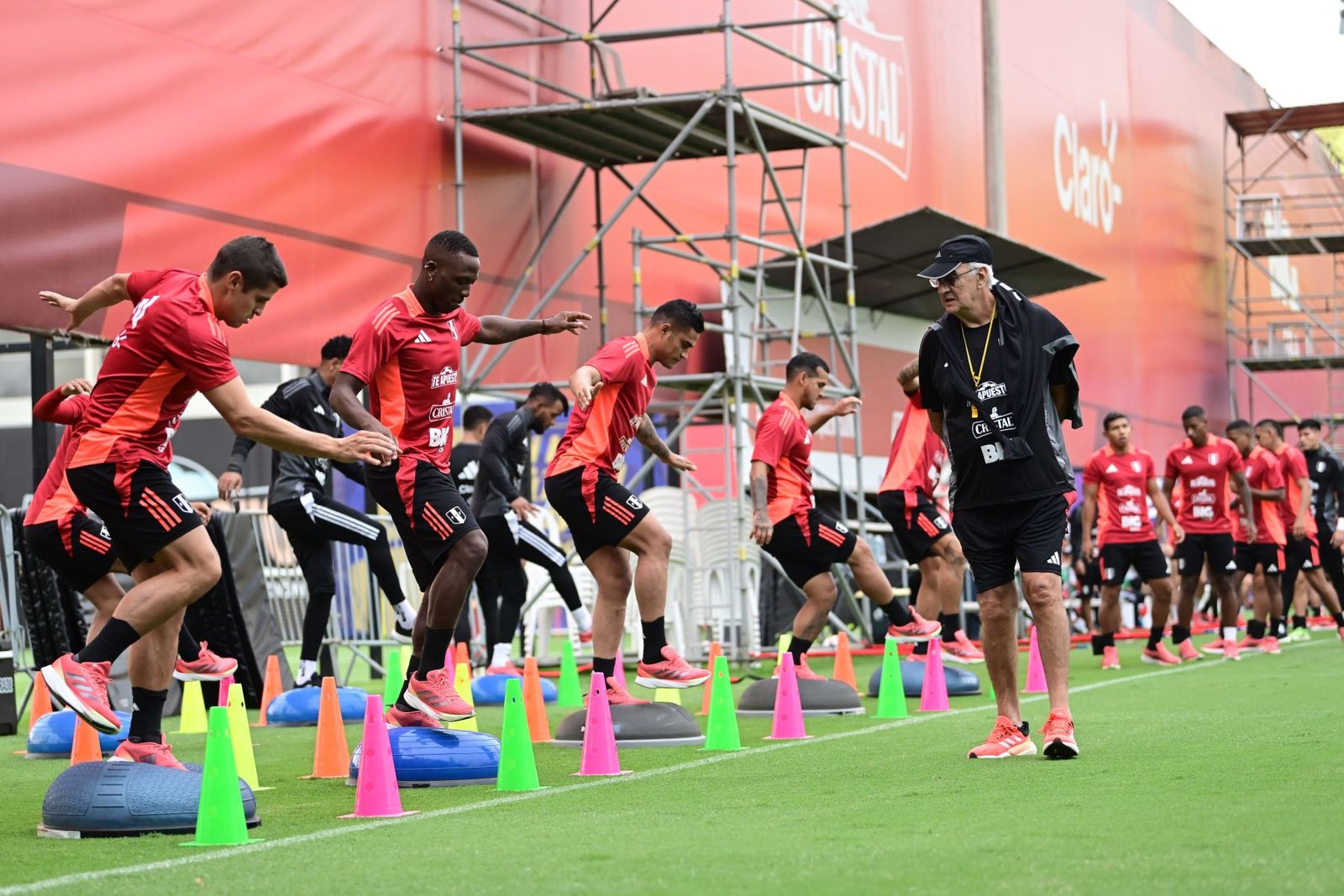 La segunda prueba de Fossati: Selección Peruana enfrenta hoy amistoso ante República Dominicana