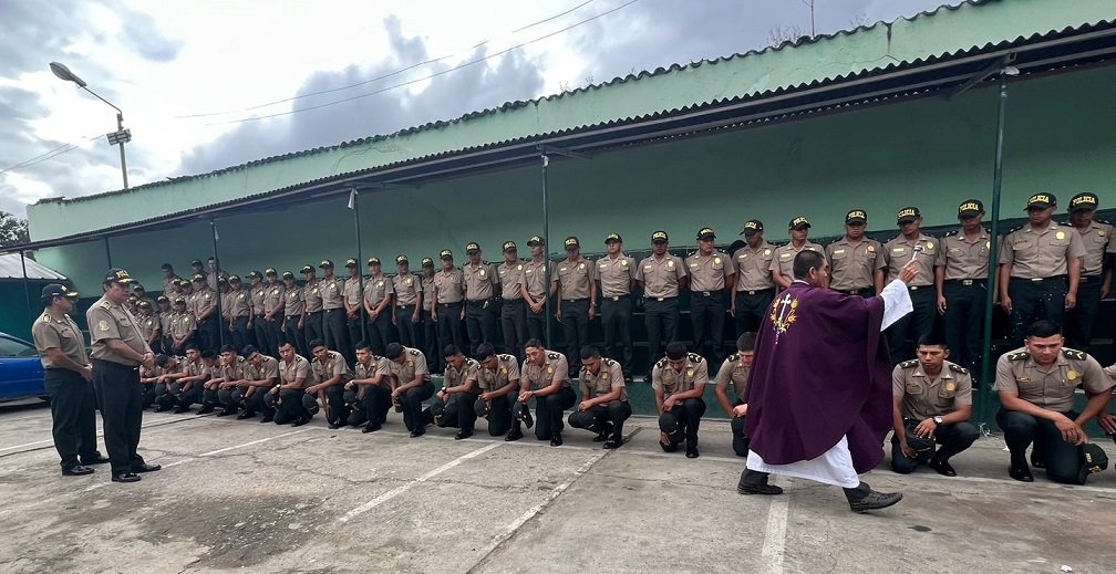 Envían a Lima a 95 suboficiales de la PNP del reciente egreso de la Escuela Policial del Valle