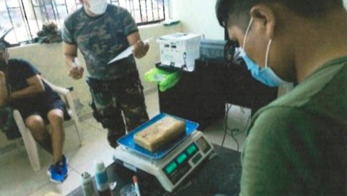 Condenan a hermanos peruanos y un ciudadano chino que trasladaban cocaína a Honk Kong