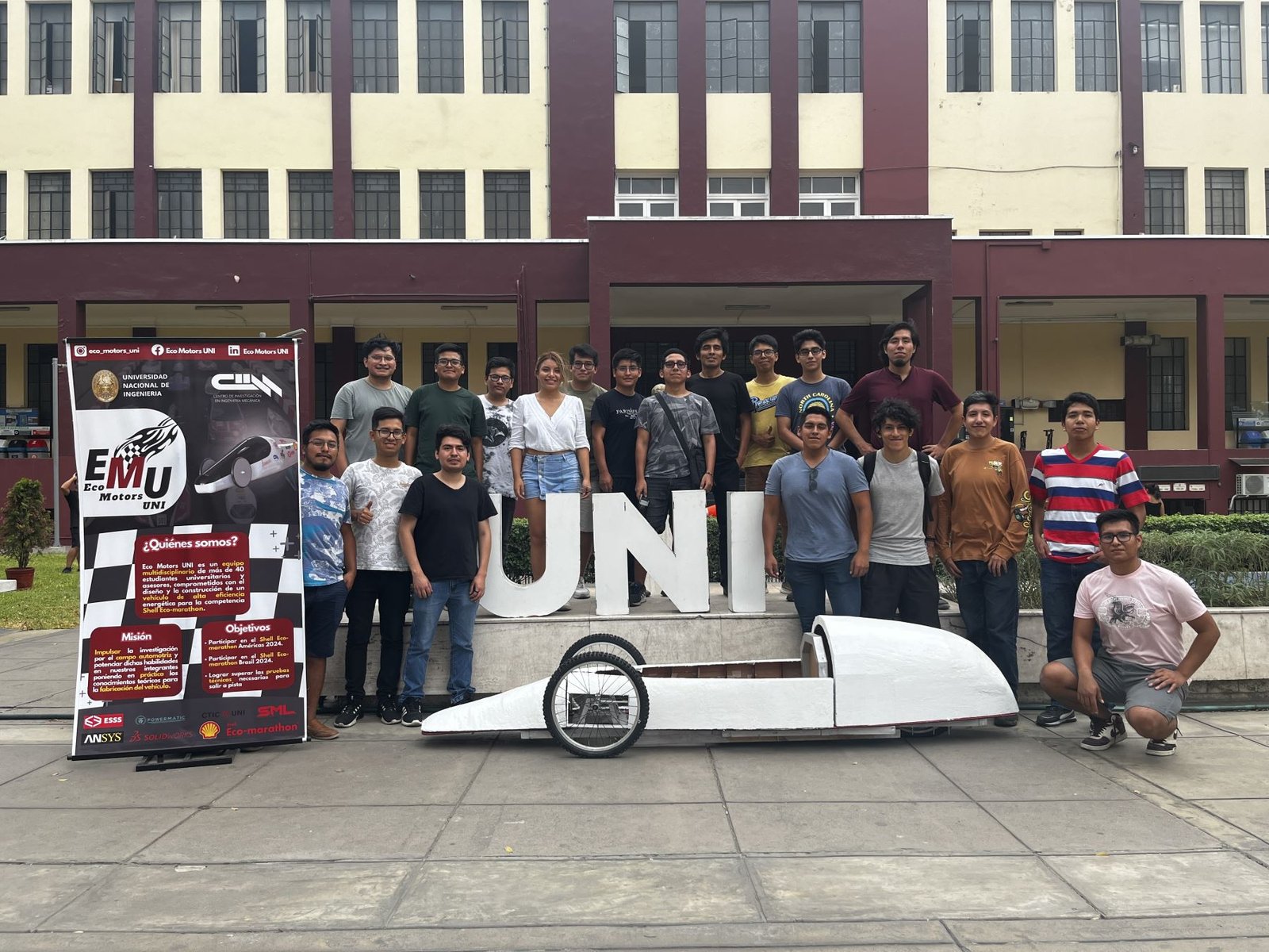 Creación de la UNI: Auto Eléctrico Peruano compite a nivel mundial