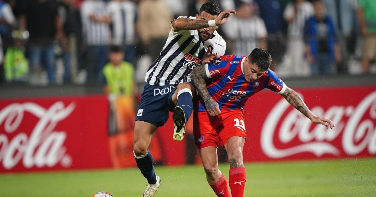 Alianza Lima igualó a uno con Cerro Porteño y sigue con vida en la Libertadores