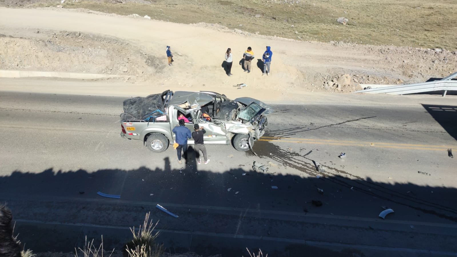 Pasco: despiste de minivan deja 2 muertos y 7 heridos en Oxapampa