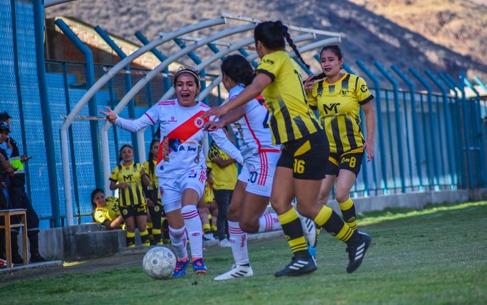 16 equipos pugnan por avanzar en la Liga de Ascenso Femenino