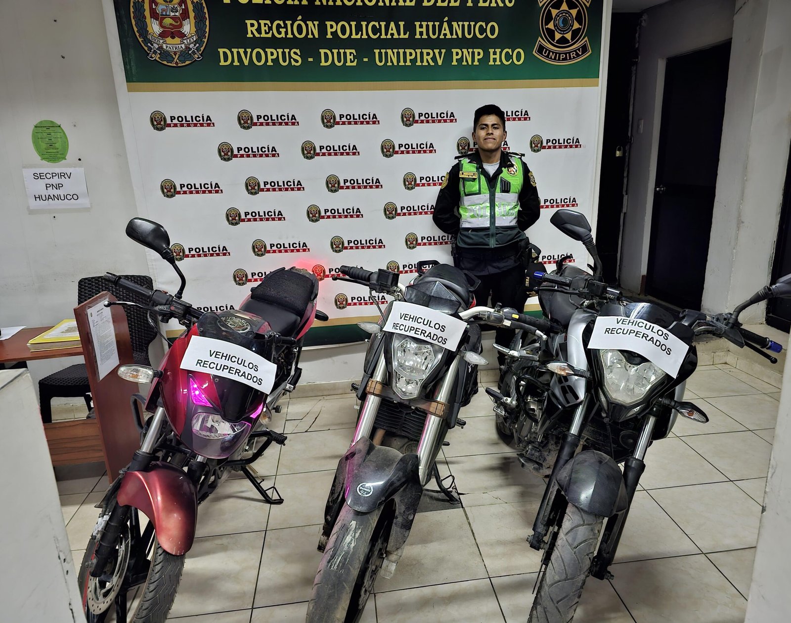 En viviendas del Predio El Tingo y Santa Rosa Alta encontraron cuatro motos robadas