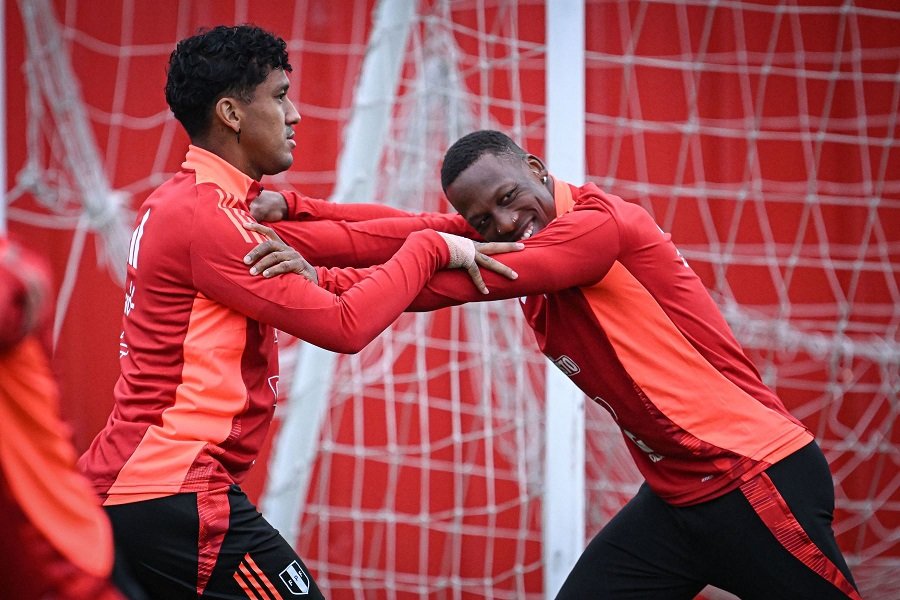 Eliminatorias 2026: Luis Advíncula está consciente que Perú ya no tiene margen de error