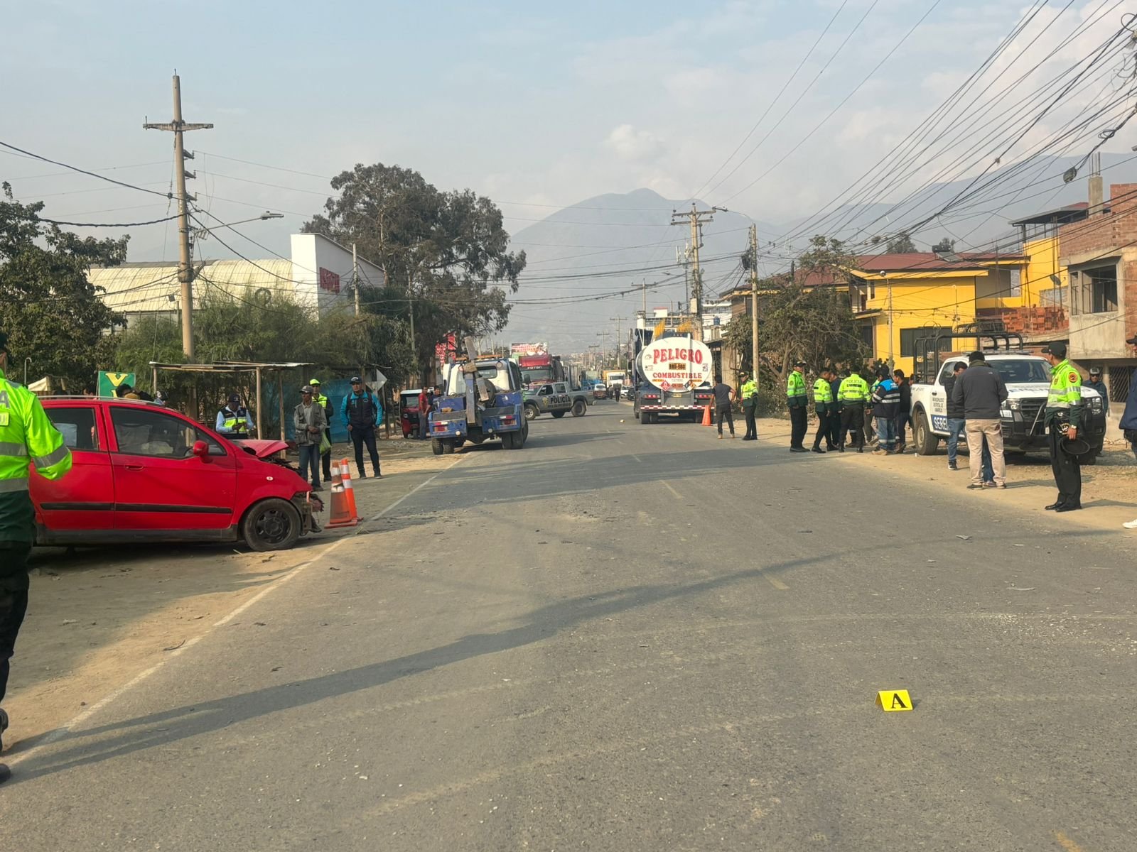 Chofer de cisterna que causó accidente en el que murió fotógrafo, guarda silencio