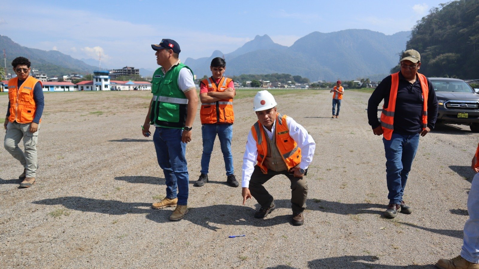 Elaboran proyecto para asfaltado de la pista de aterrizaje del aeropuerto de Tingo María