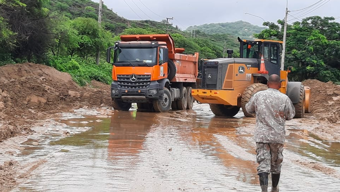 Ejército inició mantenimiento de la ‘carretera de la muerte’ pero solo sería por dos meses