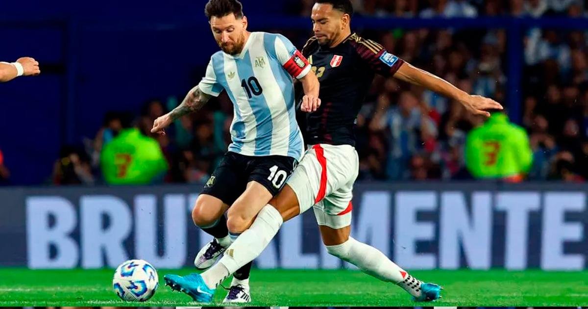 ¡Un adiós de a poco!  Perú cayó ante Argentina y se aleja cada vez más del Mundial