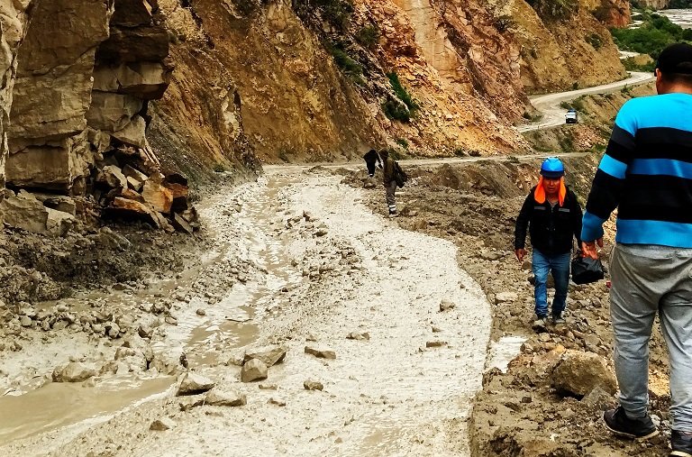 Provincia de Marañón aislada por huaicos y colapso de la Carretera 12 A