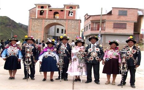 Carnaval de huaynos y mulizas