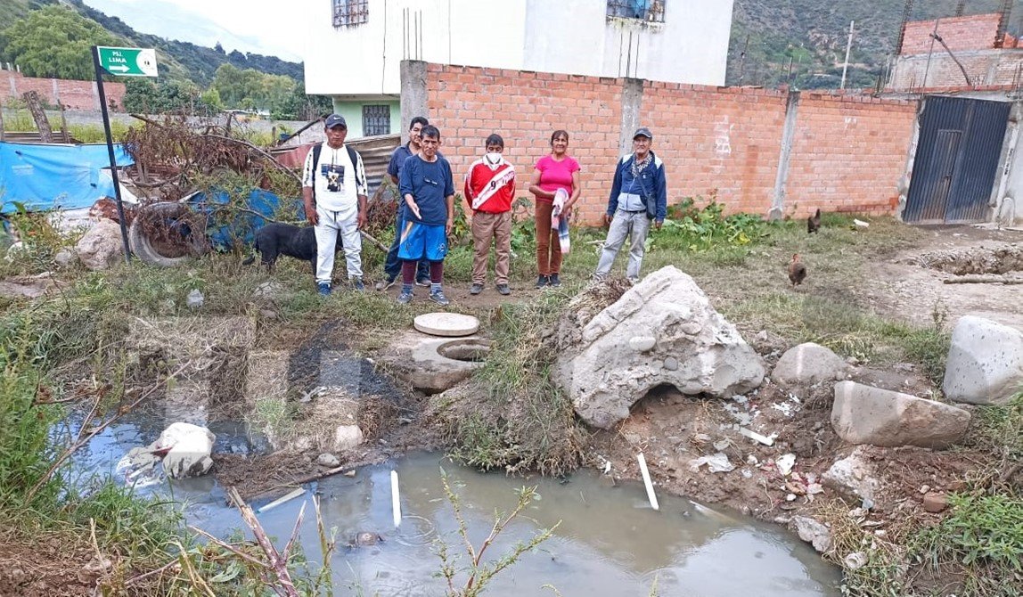 Riesgo sanitario: aguas servidas afectan a más de 50 familias en Santa Rosa de Pitumama